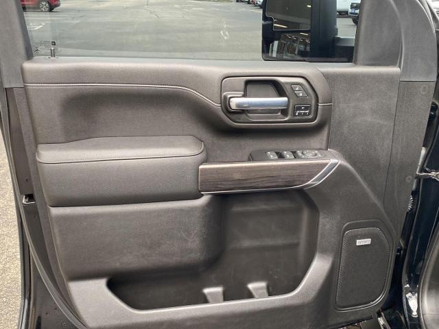 2023 Chevrolet Silverado 2500HD 4WD Crew Cab Standard Bed LTZ