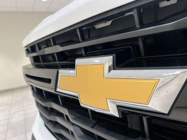2025 Chevrolet Silverado 2500HD 4WD Crew Cab Long Bed Work Truck