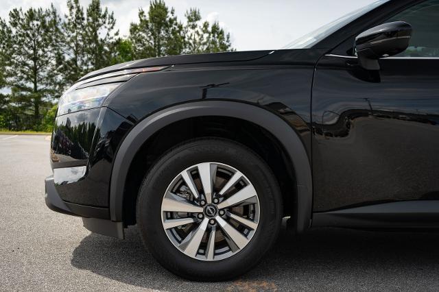 2024 Nissan Pathfinder SL FWD