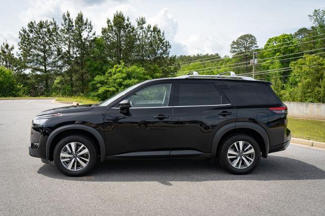 2024 Nissan Pathfinder SL FWD