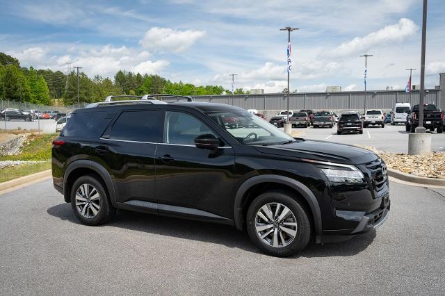2024 Nissan Pathfinder SL FWD