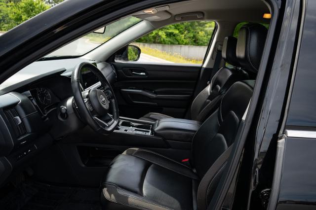 2024 Nissan Pathfinder SL FWD