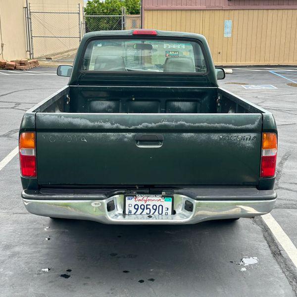 2000 Toyota Tacoma Base