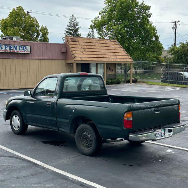 2000 Toyota Tacoma Base