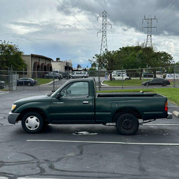 2000 Toyota Tacoma Base