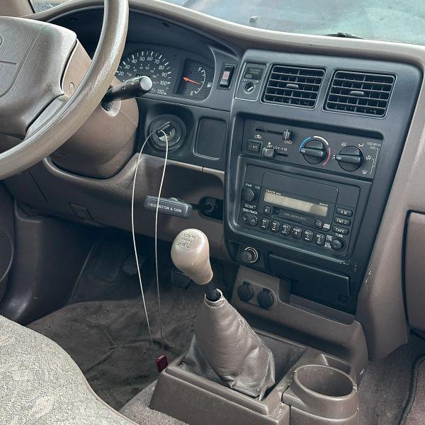 2000 Toyota Tacoma Base