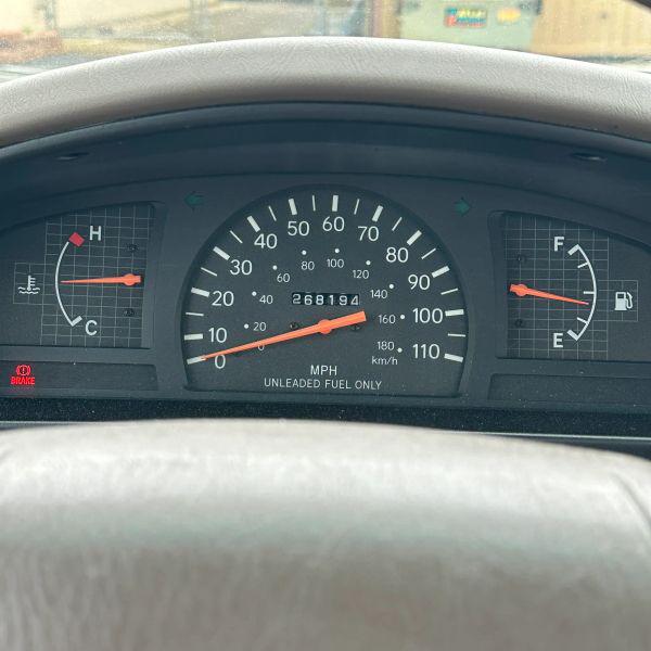 2000 Toyota Tacoma Base
