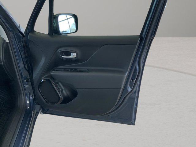 2023 Jeep Renegade Altitude 4x4