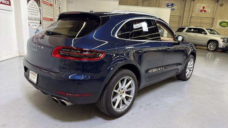 2016 Porsche Macan S