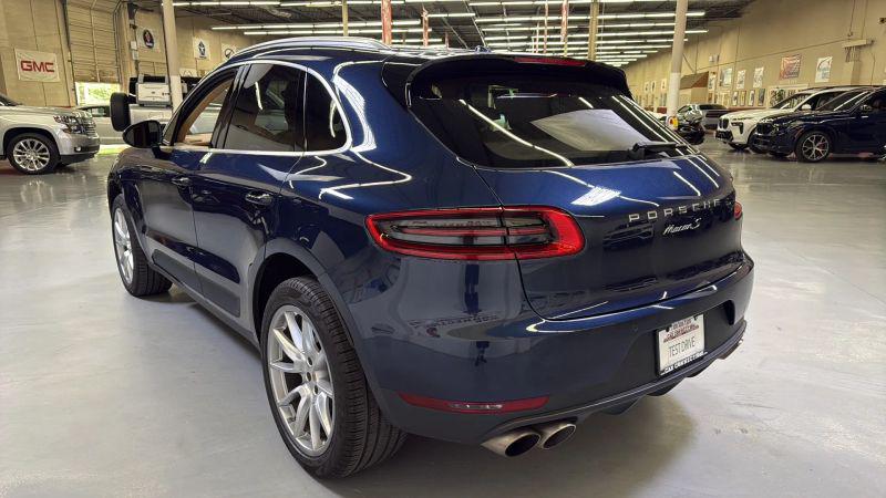 2016 Porsche Macan S