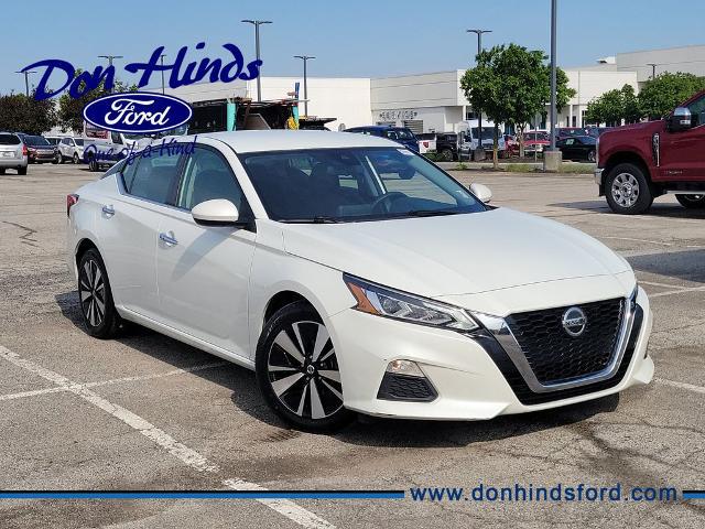2022 Nissan Altima SV FWD for sale in Fishers, IN
