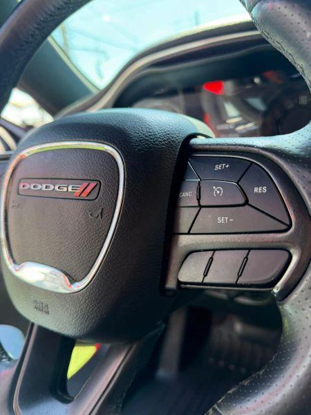 2018 Dodge Challenger SXT Plus