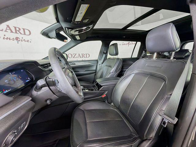 2022 Jeep Grand Cherokee L Overland 4x4