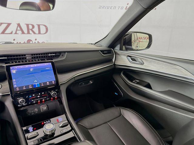 2022 Jeep Grand Cherokee L Overland 4x4