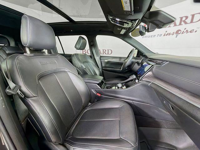 2022 Jeep Grand Cherokee L Overland 4x4