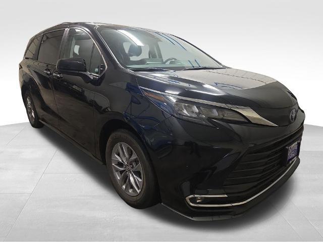 2024 Toyota Sienna XLE 7 Passenger