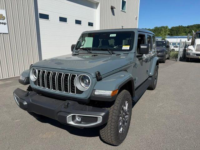 2026 Jeep Wrangler 4-Door Sahara 4x4