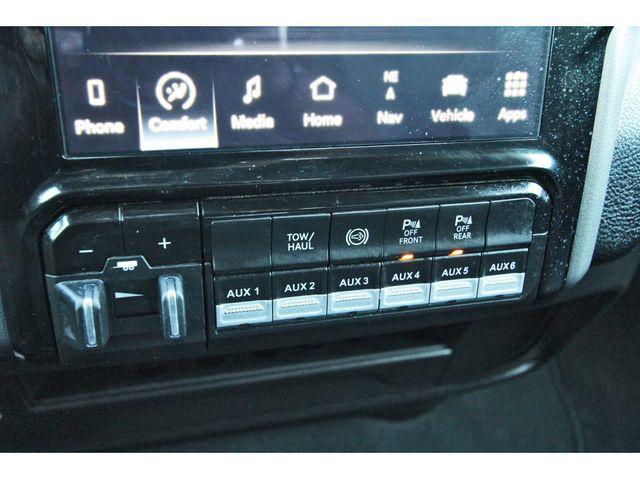 2024 Ram 3500 Big Horn Crew Cab 4x4 8' Box