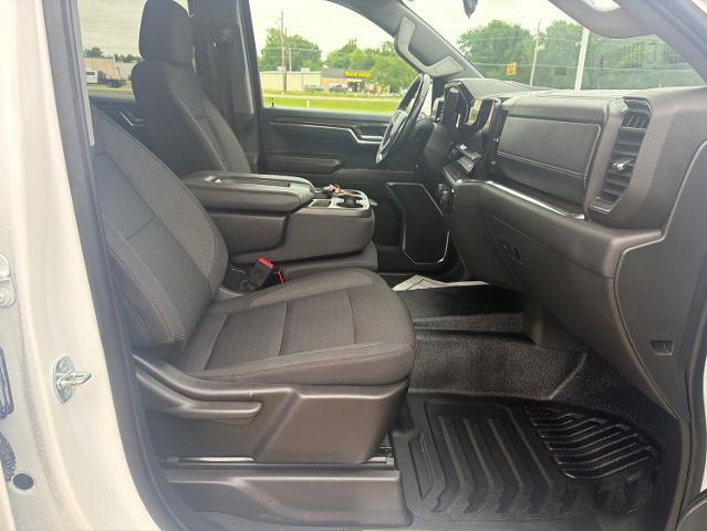 2023 Chevrolet Silverado 1500 4WD Crew Cab Standard Bed LT