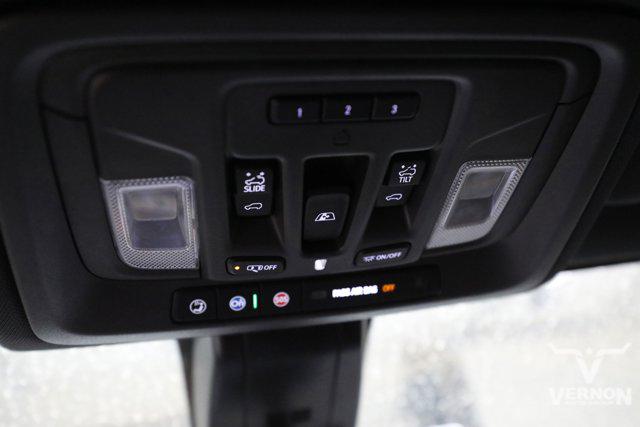 2023 Chevrolet Silverado 3500HD 4WD Crew Cab Long Bed High Country
