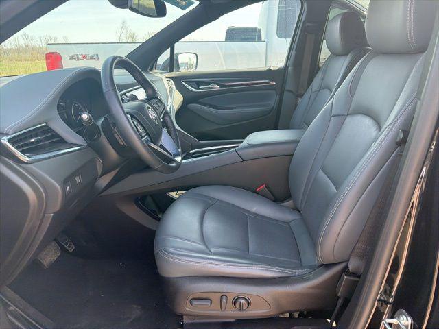 2023 Buick Enclave Essence AWD
