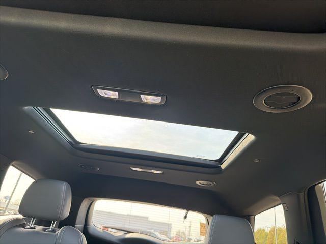 2023 Buick Enclave Essence AWD