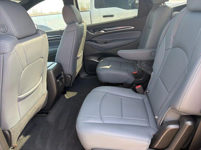 2023 Buick Enclave Essence AWD