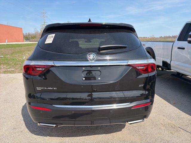 2023 Buick Enclave Essence AWD