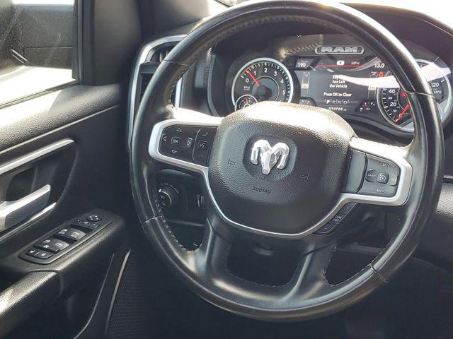 2022 Ram 1500 Big Horn Crew Cab 4x4 5'7" Box