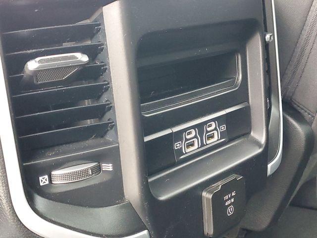 2022 Ram 1500 Big Horn Crew Cab 4x4 5'7" Box