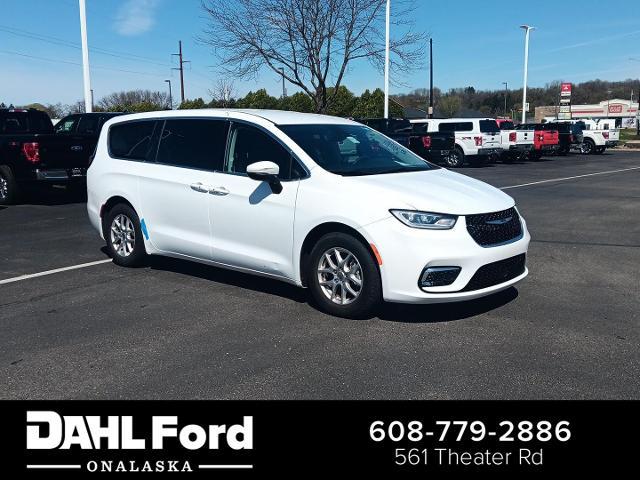 2023 Chrysler Pacifica Touring L for sale in Onalaska, WI