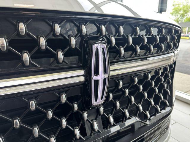 2025 Lincoln Navigator Black Label