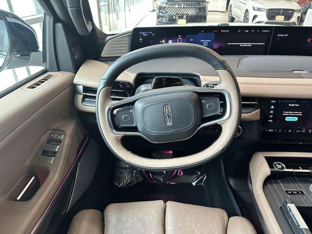 2025 Lincoln Navigator Black Label