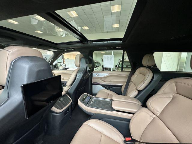 2025 Lincoln Navigator Black Label