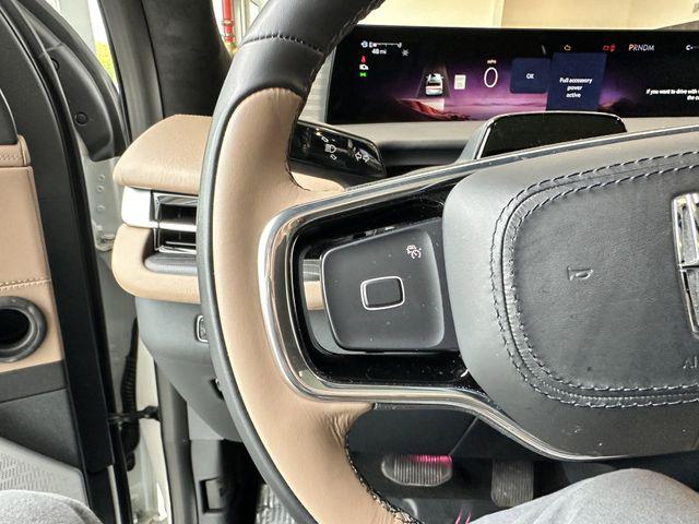 2025 Lincoln Navigator Black Label