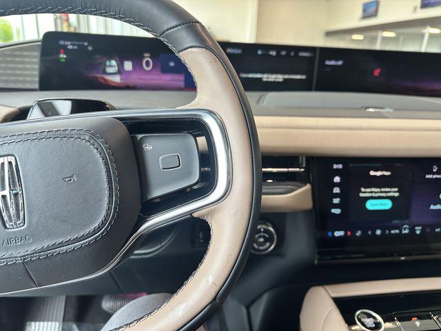 2025 Lincoln Navigator Black Label
