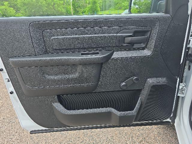 2023 Ram 1500 Classic Tradesman Regular Cab 4x2 8' Box