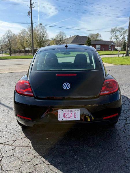 2013 Volkswagen Beetle 2.5L Entry