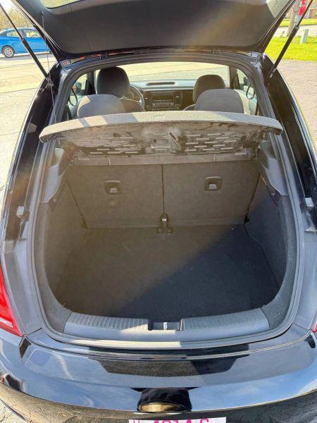 2013 Volkswagen Beetle 2.5L Entry