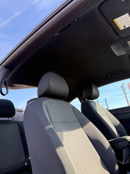 2013 Volkswagen Beetle 2.5L Entry