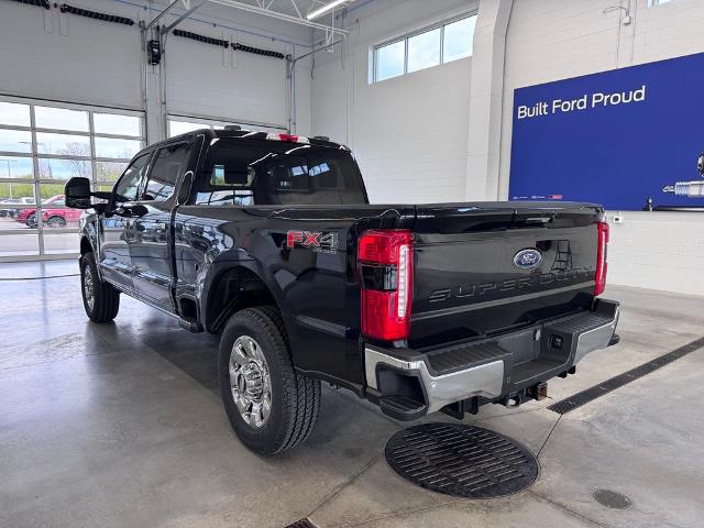 2023 Ford F-350 LARIAT