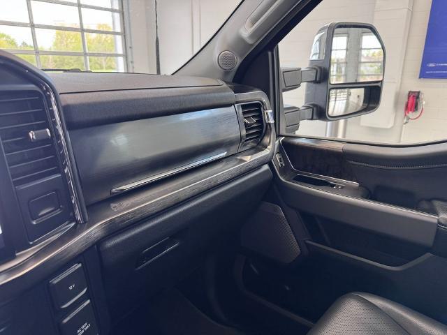 2023 Ford F-350 LARIAT