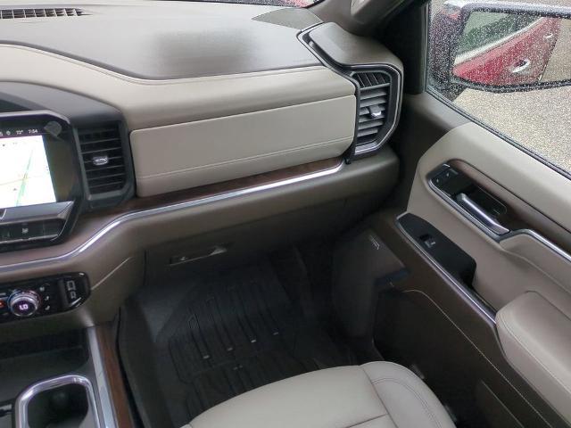2023 GMC Sierra 1500 4WD Crew Cab Short Box SLT