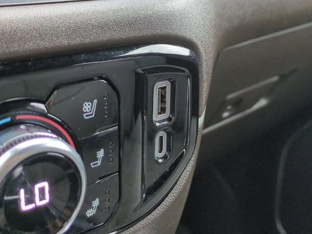 2023 GMC Sierra 1500 4WD Crew Cab Short Box SLT