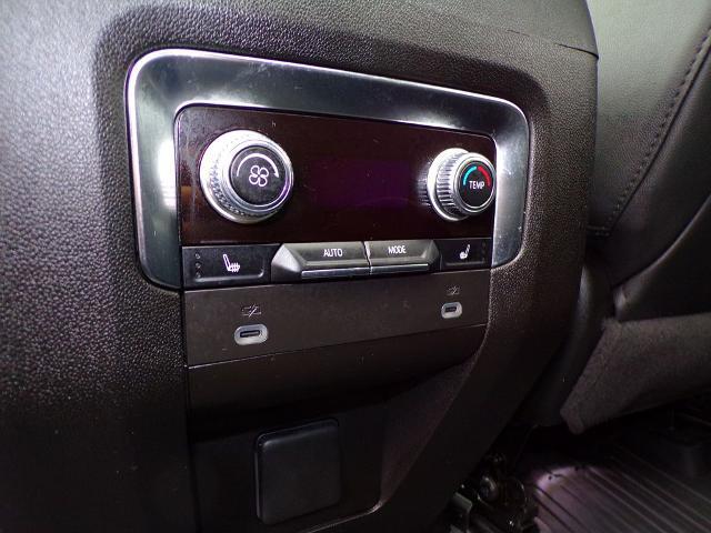 2024 GMC Yukon 4WD SLT