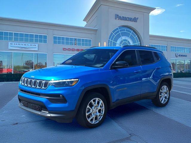 2023 Jeep Compass Latitude Lux FWD for sale in Clinton Township, MI