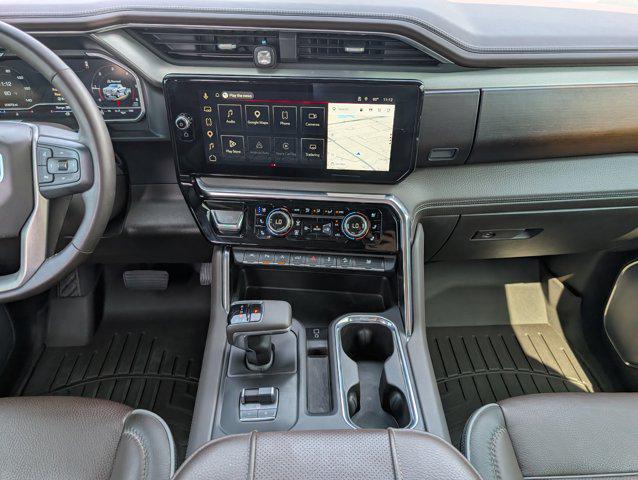 2023 GMC Sierra 1500 4WD Crew Cab Short Box Denali