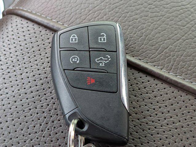 2023 GMC Sierra 1500 4WD Crew Cab Short Box Denali