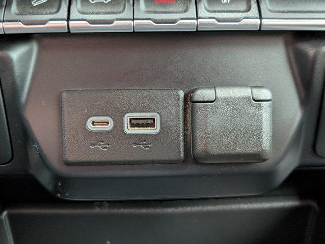 2022 Chevrolet Silverado 1500 4WD Crew Cab Short Bed LT Trail Boss