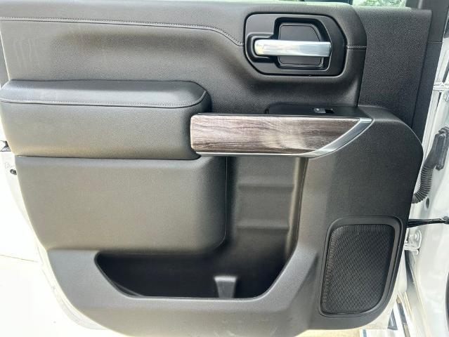 2022 Chevrolet Silverado 2500HD 4WD Crew Cab Standard Bed LTZ